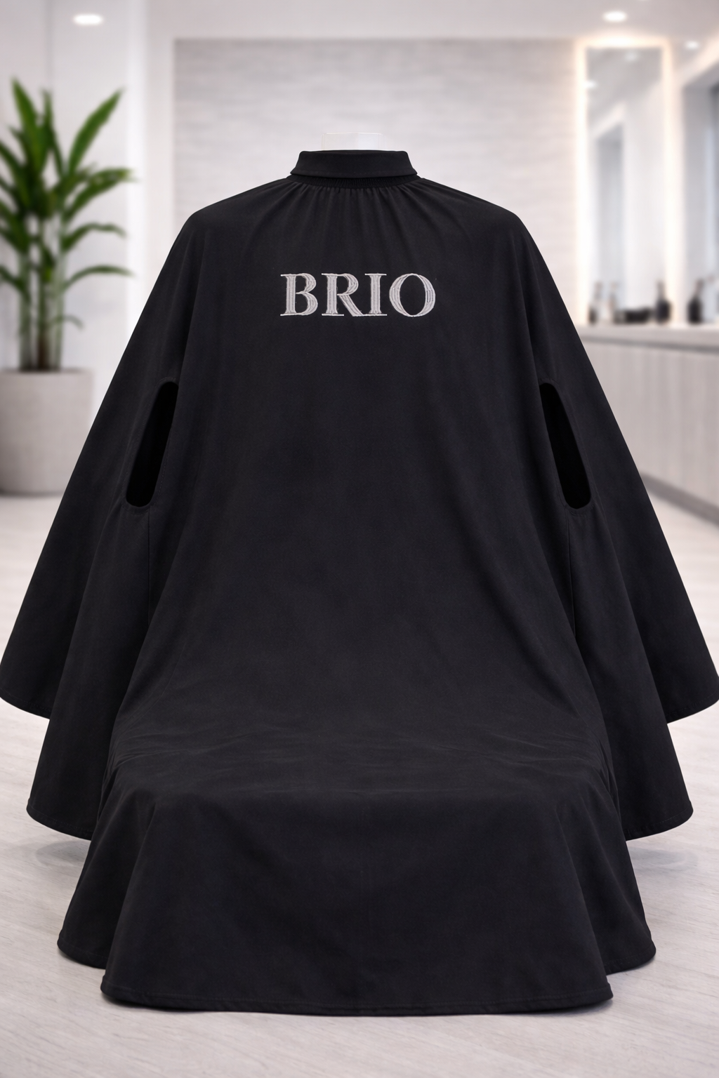 BRIO Barber Cape - BRIO embroidery logo